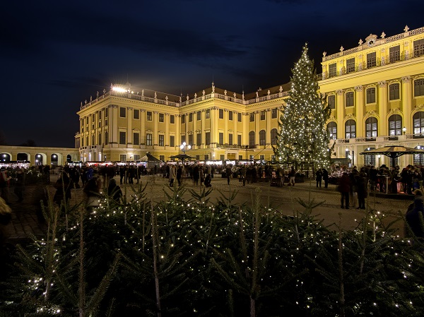 WM18-Weihnachtsmarkt-SchlossSchönbrunn© WienTourismus- ChristianStemper1